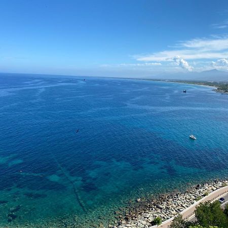 Appartement Vue Mer Et Iles Italiennes Bastia  Bagian luar foto