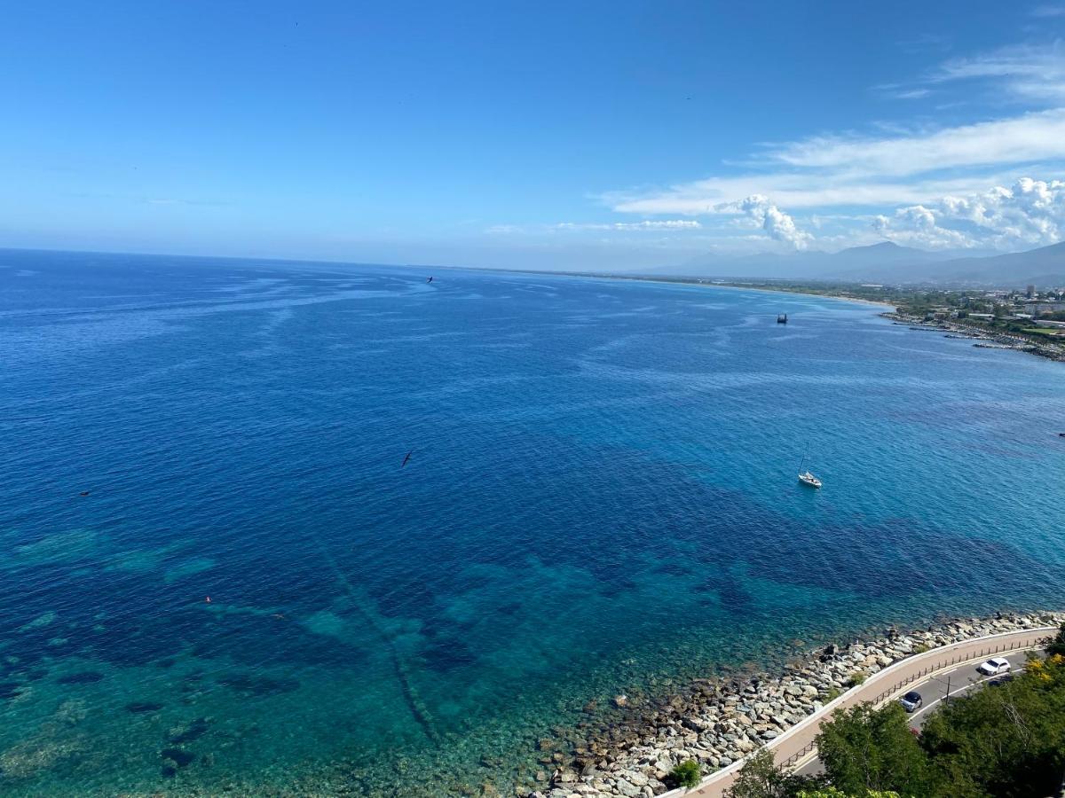 Appartement Vue Mer Et Iles Italiennes Bastia  Bagian luar foto